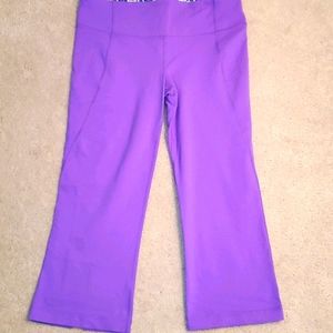 Lululemon purple, Capri athletic pants